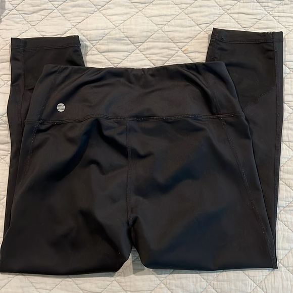 Z by Zella crop legging - Picture 2 of 5